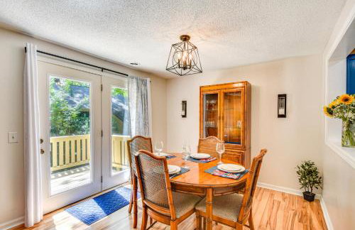 Private Balcony Lake Keowee Home with Pool Access - Foto 8