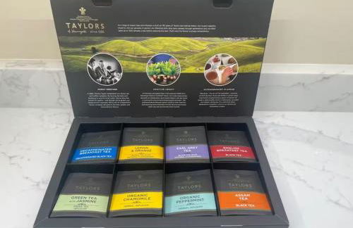 New Home in Falmouth near Beach - Foto 23