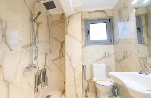 Momento Luxury Apartments walking distance from the beach - Photo 74