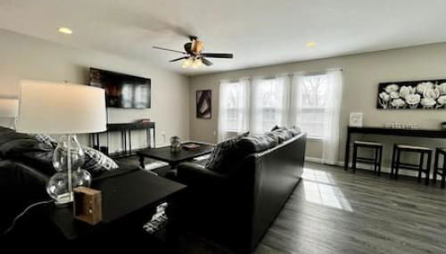 NEW Executive Home in Germantown, OH - Foto 3