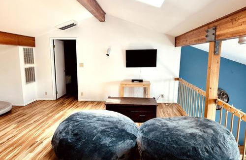 Waterfront Escape - Dock, Hot Tub, Theater - Foto 13