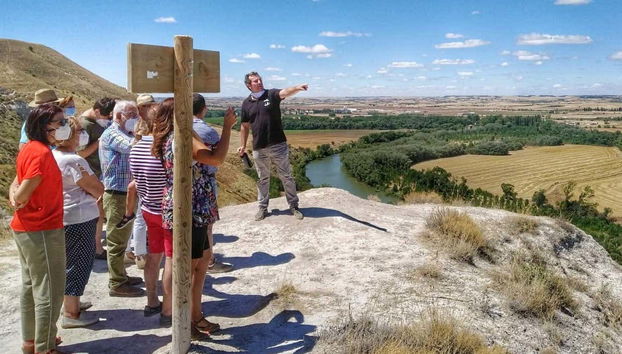 Tour in Valoria la Buena - Photo 3