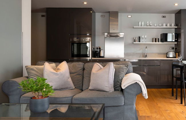 Modern Luxury Apartment In The Heart of Henley - Foto 17