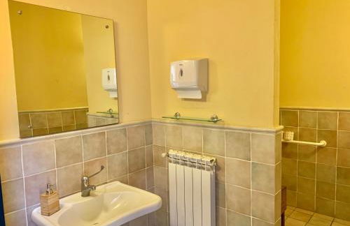 Incantevole borgo con piscine - Foto 22