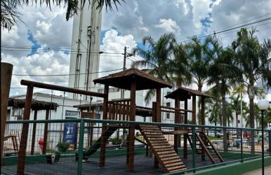 Apartamento Confortavel 2 quartos ao lado Shopping - Foto 45