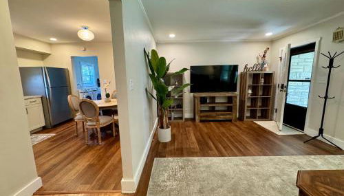 Campus Den on Poplar St - Foto 3