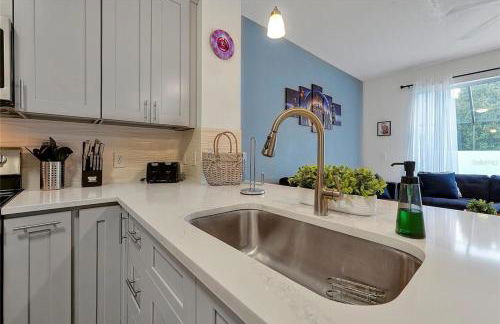 Windsor Hills Marvel Themed Home with Private Pool - Foto 18