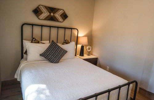 TOP 1 Percent Home! Hideaway w Heavenly Mountain views - Foto 59