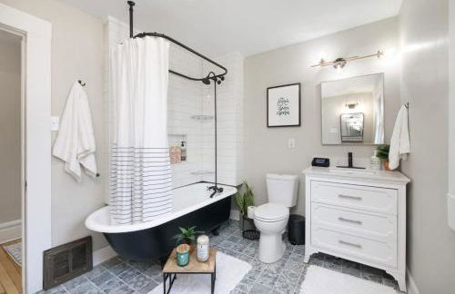 Walk to Highland Square, Sleeps 8 - Foto 33