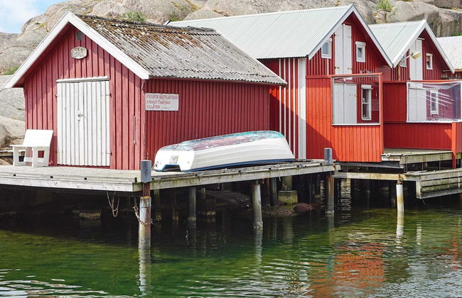 Cozy Archipelago Stay in Smogen - Photo 16