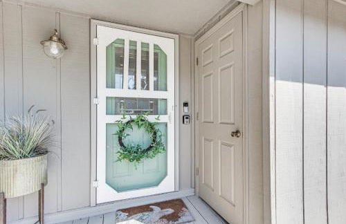 Inviting Home with Golf Course View in Diamondhead! - Foto 24