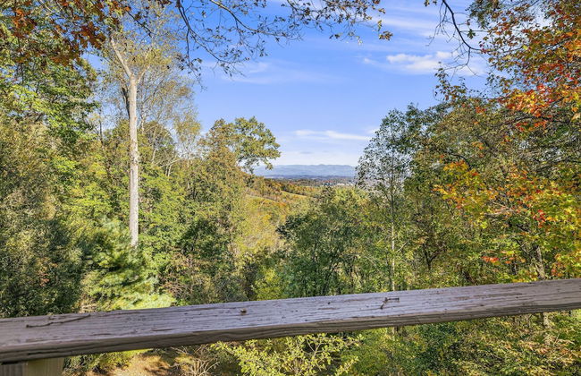 Cabin in the Sky by Avantstay Deck w Views - Foto 45