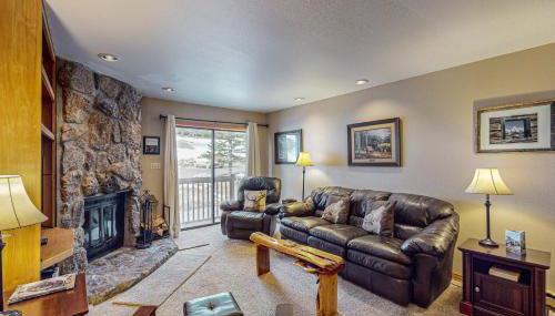 Whispering Pines - Foto 1