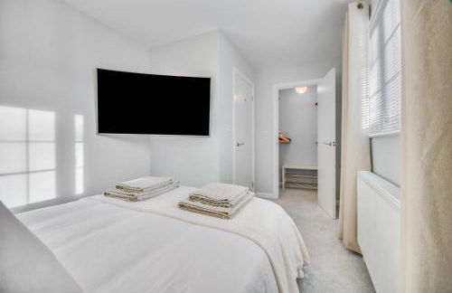 Lovely 2-Bed House with parking - Foto 11