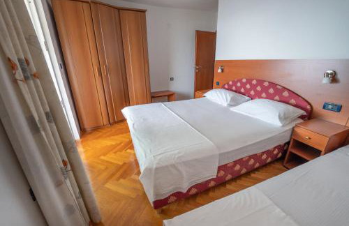 Beach Apartments Villa Holiday - Foto 28