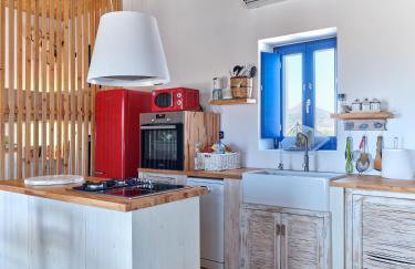 Blue and Green in Luxury - Photo 52