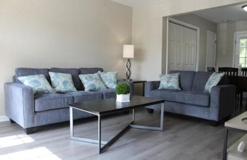 Charming 3-bedroom house Scenic&Close to Downtown - Foto 2