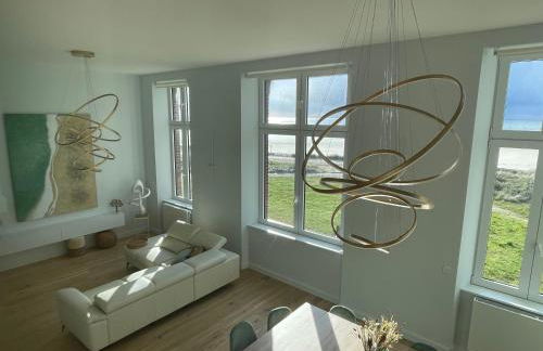 FACE MER PIEDS DANS L'EAU DUPLEX 4 Chambres 155 M2 8-12 personnes - Photo 8