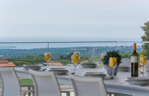 Villa Gabrijela for 10 people near Novigrad with 66 m2 heated pool and sea view - Foto 20