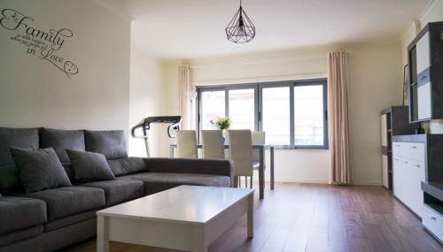 Always on the way - Road Home in Montijo, Lisbon - Foto 5