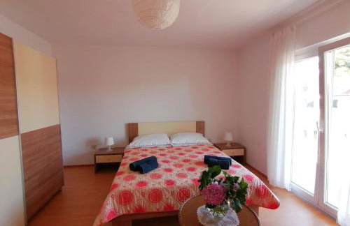 Porat Primošten - Photo 19