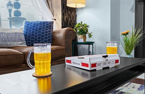 Stylish Home in Historic District Near Riverwalk - Foto 59