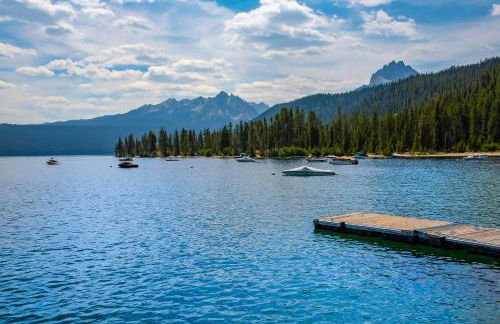 Single Level Ranch Condo in Elkhorn - Photo 37