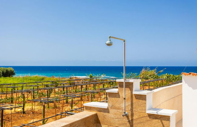 Villa Diana Seaside in Pomos - Foto 28