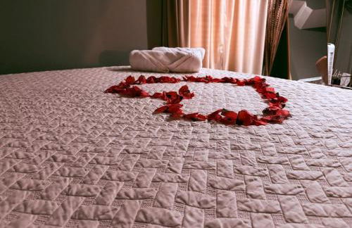 Couples A-frame Heart Jacuzzi Firepit Kayaks - Foto 19