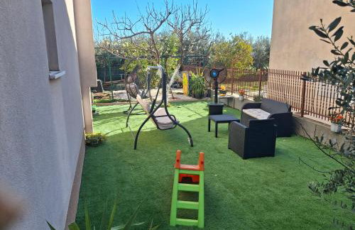 Apartman with Adriatic view "Biočić" - Foto 18