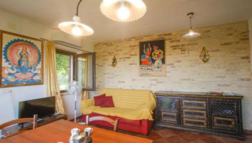 Gorgeous Home In Monterubbiano With Private Swimming Pool, Can Be Inside Or Outside - Foto 3