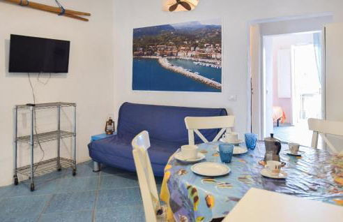 2 Bedroom Gorgeous Apartment In Scario - Foto 9