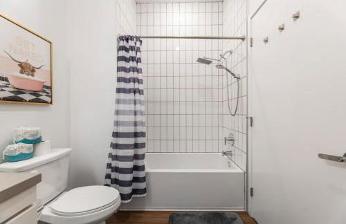 Arts District Stay, Walk to Little Tokyo with Parking - Foto 11