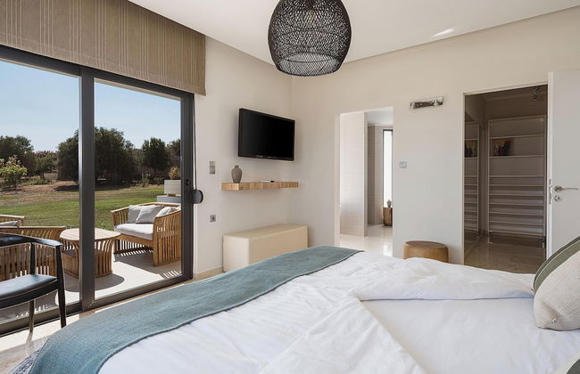 Villa Jamila by Cura Villas Collection - Photo 43