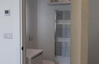 Cozy City Stay 2BR with Sofa Bed - Photo 5