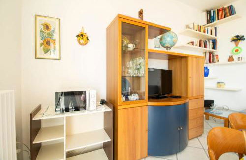 Large balcony overlooking the sea Wi-Fi Parking - Foto 10