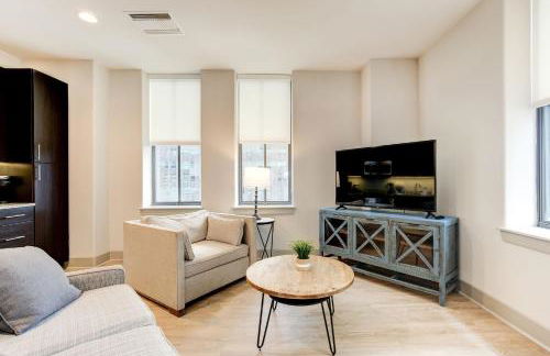 1BR Luxury Apartment With Rooftop Deck & Pool - Foto 16