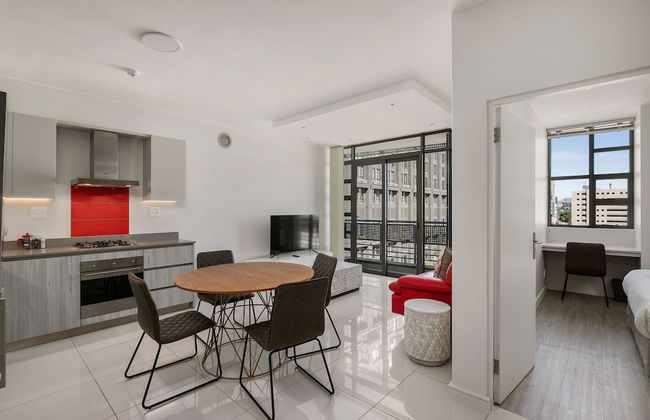 The Median Apartments - Photo 40