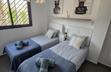 Oasis Beach nice ground floor bungalow overlooking the pool and garden - Foto 12