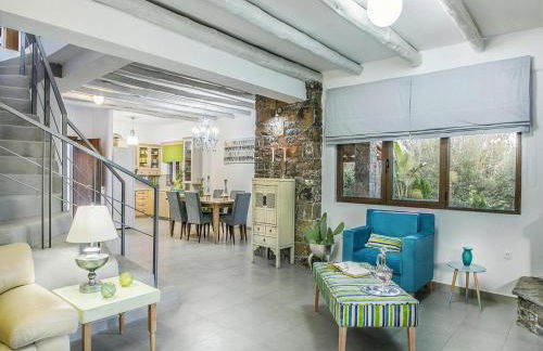 Private Pool & Garden Villa for 6 - Foto 5