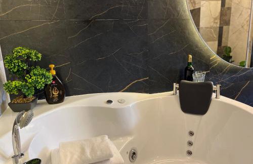 Family & Business Sauna Tężnia Apartments No 10 VIP -Leśny nad Zalewem Cedzyna, Unikat SPA- 1 Bedroom with Private Sauna, Jacuzzi, Spectacular View Terrace, Parking, Catering Options - Foto 30