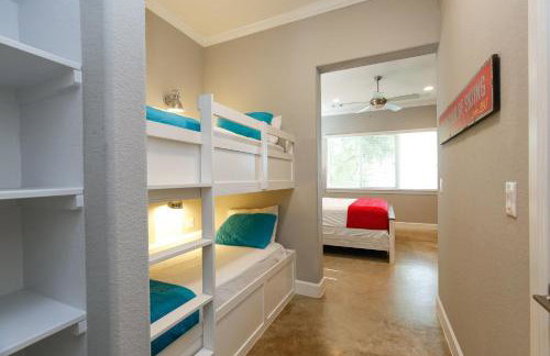 Luxury Lake LBJ House with Heated Swimming Pool and Spill Over Hot Tub and 2 Boat Slips - Foto 25