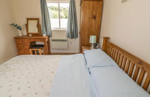 Lawn Lodge - Photo 11