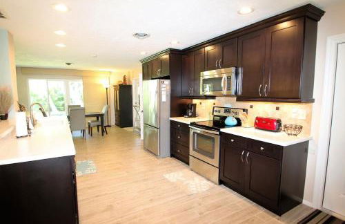 Tropical Beach House- 100 Steps to the Gulf! - Foto 6