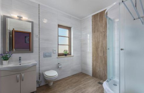 Spacious Villa Nikka with Beautiful Garden and Pool - Foto 15