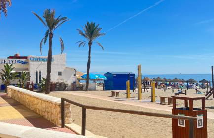 Magnífico Ático 4 hab frente a la playa con piscinas parking incluido por keywise - Foto 37