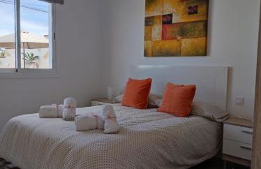 CASA PIRÁMIDE 3. Terraza WiFi y Parking Privado - Foto 8