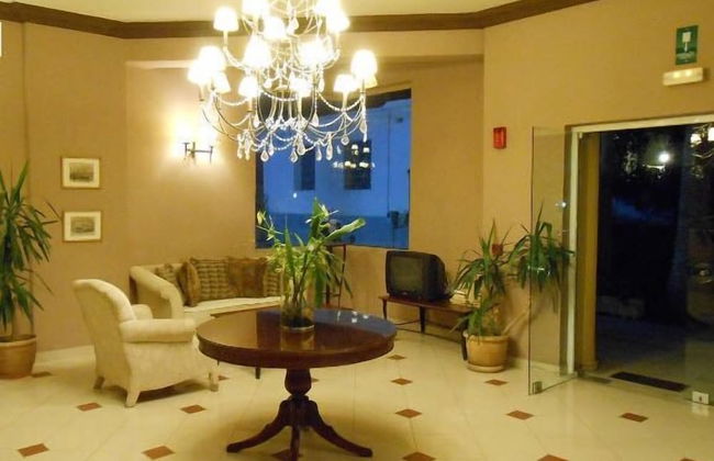 Lambrinos Suites - Photo 3