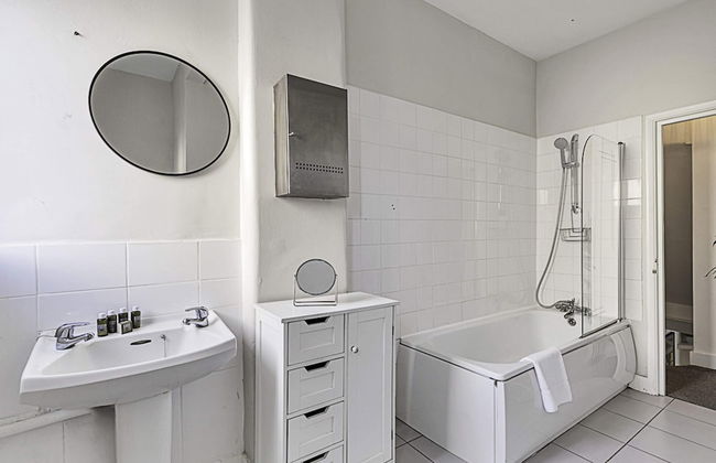 Clapham Oasis: 1 Bedroom, Sauna, Garden Retreat - Foto 10