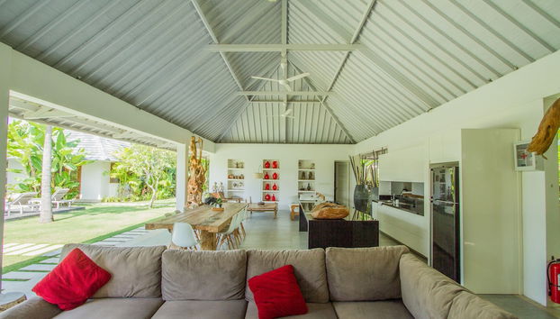 Villa Senara - Photo 2, Lobby sitting area